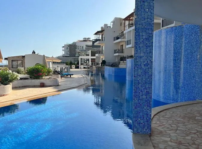 Viola Apart - Kalkan